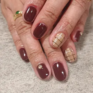 ネイル ジェヌインネイル 河内のネイルデザイン