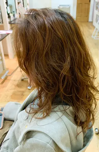 パーマ 吉田 浩太郎のヘアスタイル
