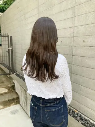 ロング ✨色持ちの良い艶 カラー✨蟹江真世のヘアスタイル