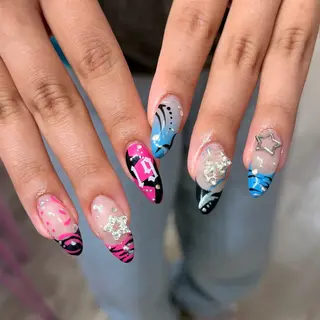 ミディアム 小川 柚香のネイルデザイン