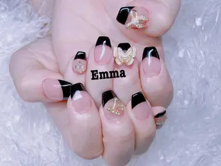 ネイル ISA_ BELLAのネイルデザイン