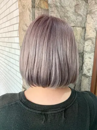 ショート カラー 蓮見  友里のヘアスタイル