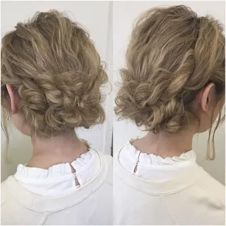 セミロング カラー ヘアアレンジ 代表🎀 ふわモテ愛 され髪🩷yumiのヘアスタイル