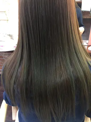 ロング カラー 桧山 真のヘアスタイル