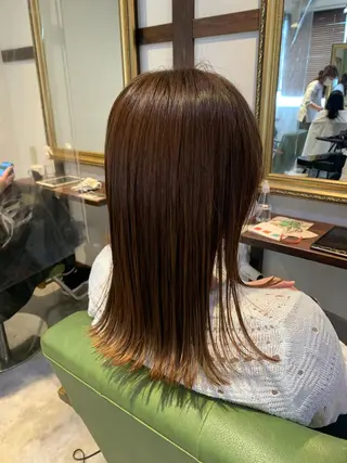 ミディアム カラー newi saLyu 片岡ふきのヘアスタイル
