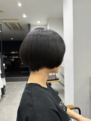 ショート シガ ミクトのヘアスタイル