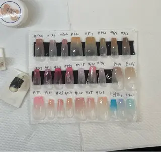 ネイル MAXKELLY Asahiのネイルデザイン