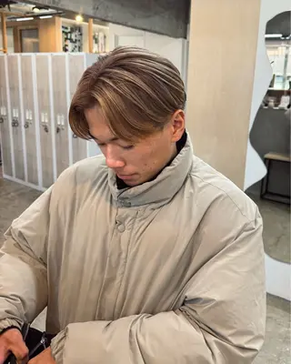 カラー メンズ 茜璃/ブリーチカラー /レイヤーカットのヘアスタイル