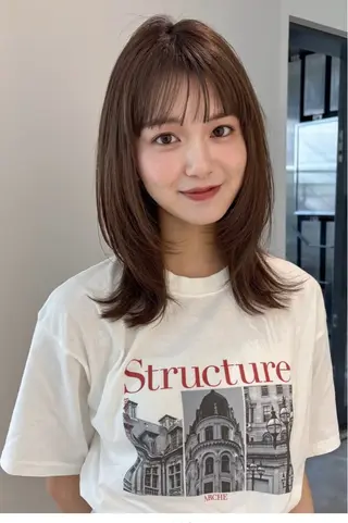 カラー 韓国風レイヤーカラー ライムのヘアスタイル
