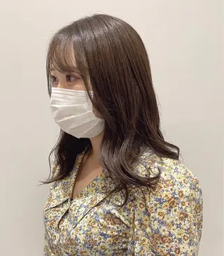 セミロング カラー 狩野 羅夢のヘアスタイル