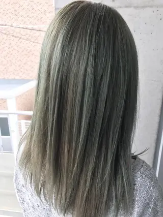 セミロング カラー パーマ ヘアアレンジ ネイル マツエク・マツパ SUNNY GRACEのヘアスタイル