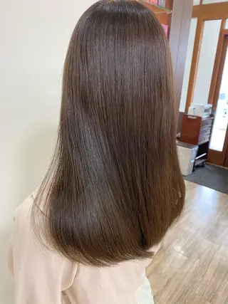 カラー SALOWIN栄 高須大貴のヘアスタイル
