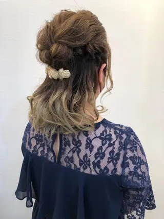 ヘアアレンジ ツノガイ エリのヘアスタイル