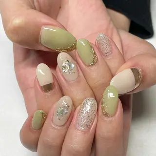 ネイル 東 千夏のネイルデザイン