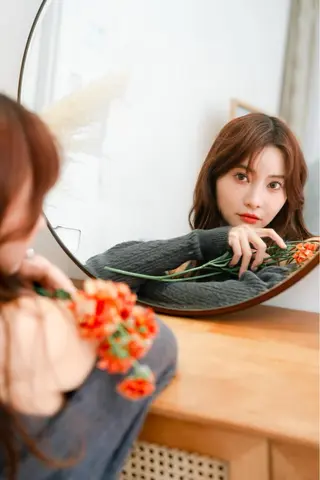 セミロング カラー 髪質改善✨️透明感カ ラー✧*。山下さいみのヘアスタイル