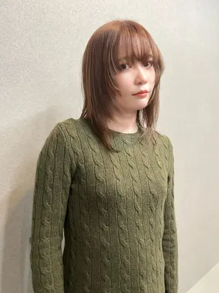 カラー aimi/ cyaco gのヘアスタイル