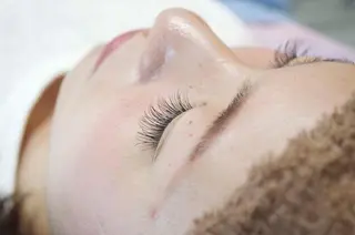 マツエク・マツパ N A O M Iのマツエク・マツパデザイン