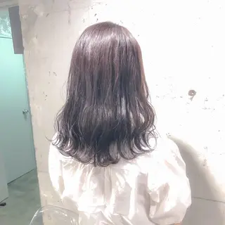 セミロング カラー ヘアアレンジ 🐩推し活🐩 FUTABA🍒のヘアスタイル
