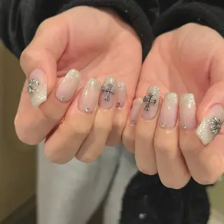 ネイル ⠀ loggy.のネイルデザイン