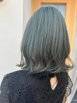 ミディアム ホラオク カナエのヘアスタイル