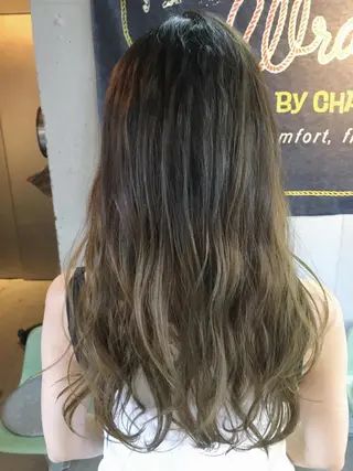 ロング カラー 代表 中島貴志のヘアスタイル