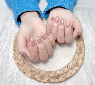 ネイル uu ネイルサロン関内🌼のネイルデザイン
