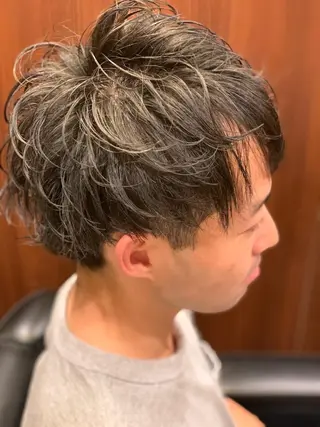 ミディアム パーマ 岡崎 海人のヘアスタイル