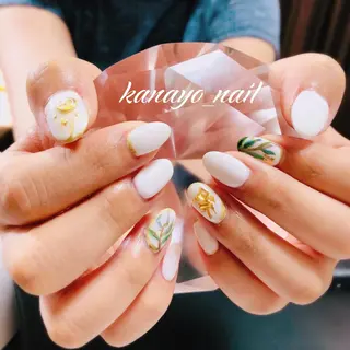 ネイル 居田 袈奈代のネイルデザイン