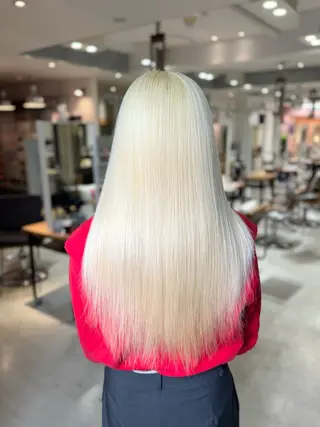 ロング 🇰🇷韓国風ハイ トーンKANA🖤のヘアスタイル