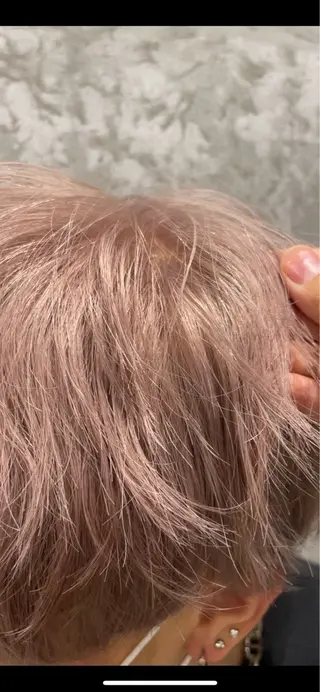 メンズ 韓国風レイヤーカラー ライムのヘアスタイル