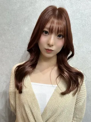 ロング カラー AIRI layer cut hairのヘアスタイル