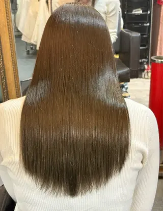 セミロング カラー 東心斎橋☆豆柴 🐾倶楽部のヘアスタイル