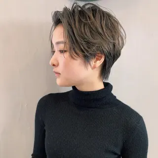 ショート カラー YUSUKE レイヤーカットカラーのヘアスタイル