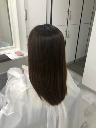 ロング 美髪の錬金術師 チダ ヨシヒロのヘアスタイル