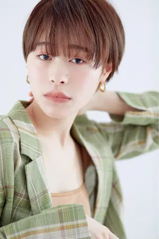 ショート カラー パーマ ヘアアレンジ マツエク・マツパ SUZUNO🤎ボブ レイヤー🫧顔周りのヘアスタイル