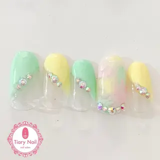 ネイル tiarynail K K🐼のネイルデザイン