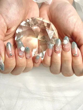 ネイル EmaNail 🧸Momokaのネイルデザイン