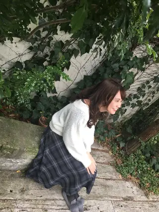 SHIORI💜口コ ミNo.1艶カラーのヘアスタイル