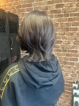 ミディアム カラー パーマ ヘアアレンジ メンズ キッズ ネイル マツエク・マツパ アイブロウ 久木原 ゆりのヘアスタイル