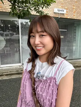 ミディアム カラー qpula クプラのヘアスタイル