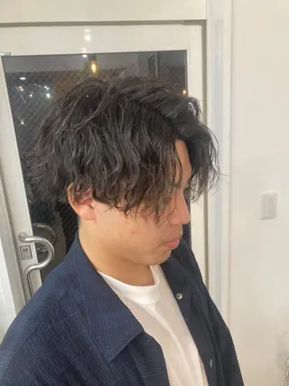 ミディアム パーマ メンズ 深堀 勇弥のヘアスタイル