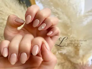 ネイル Lumos Annのネイルデザイン