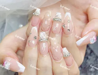 ネイル Moming 🌷のネイルデザイン