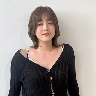 ミディアム カラー ブリーチなし/レイヤ ー特化🌈Tommyのヘアスタイル