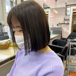 ショート カラー オリーブ/アッシュ やわらか透明感カラーのヘアスタイル