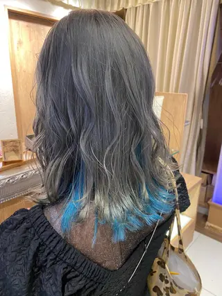 セミロング ホワイトベージュ︎︎ seikaのヘアスタイル