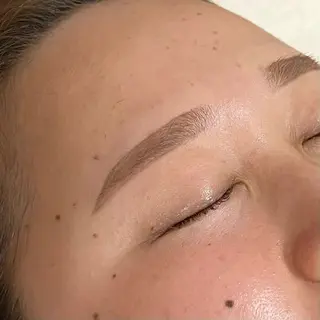 アイブロウ Luxxe_nu.浅 岡のマツエク・マツパデザイン