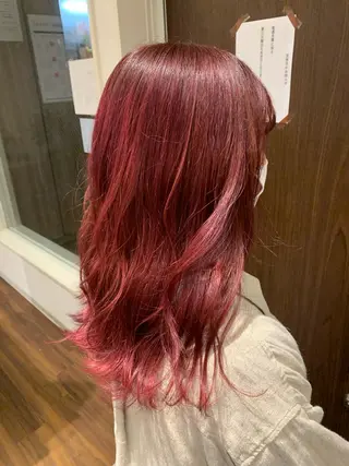 ロング カラー ヘアアレンジ ネイル マツエク・マツパ SOUPLE 土谷優乃のヘアスタイル