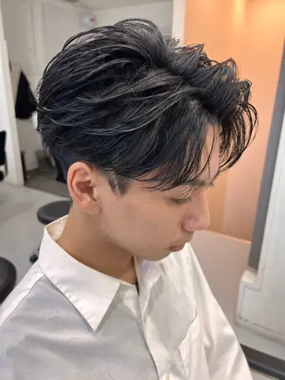 ショート パーマ メンズ 稲村侑斗ダウンパーマ メンズパーマのヘアスタイル