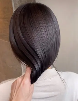 セミロング カラー 渋谷　今泉ひろき 髪質改善×美髪矯正のヘアスタイル